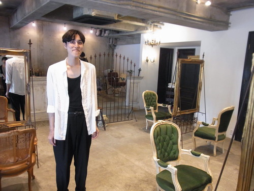 和歌山の美容室 Valeria ヴァレリア 似合う からもう一歩先にある自分だけのスタイル 村中啓亮さん ヘアドレpress 和歌山の美容室 Valeria ヴァレリア 似合う からもう一歩先にある自分だけのスタイル 村中啓亮さん ヘアドレpress