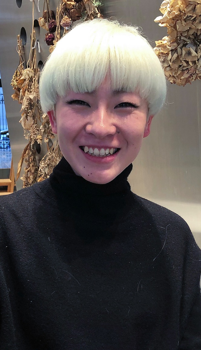 ホワイトマッシュ ゲストヘア 傷まないブリーチ ヘアケアの髪型 ヘアスタイル ヘアドレ ホワイトマッシュ ゲストヘア 傷まないブリーチ ヘアケアの髪型 ヘアスタイル ヘアドレ