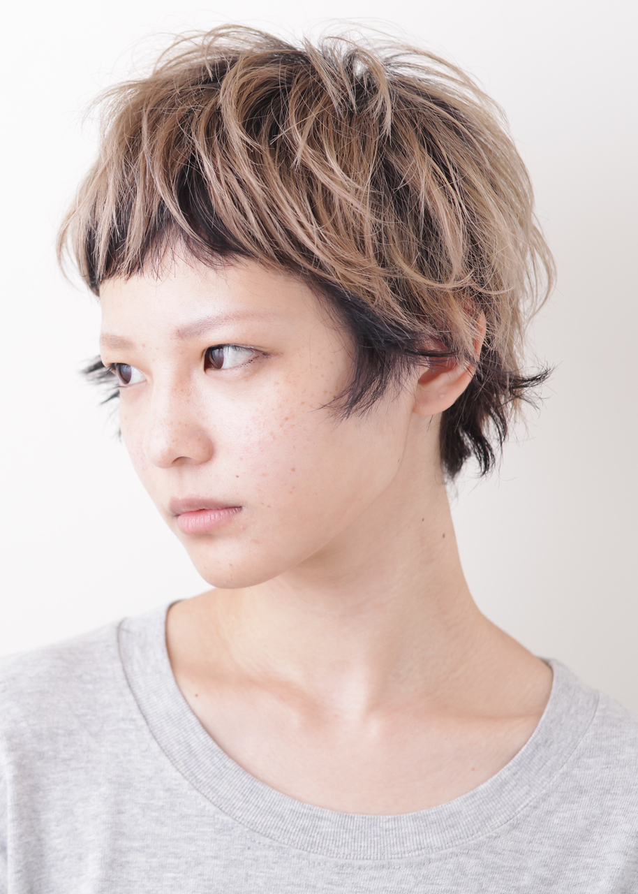 インナーカラーショートの髪型・ヘアスタイル ヘアドレ