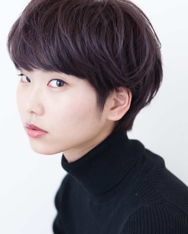 ピンクグレージュマッシュの髪型 ヘアスタイル ヘアドレ