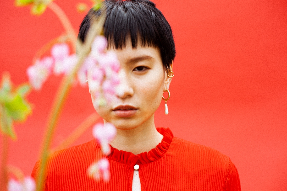 シャープなシルエットで洗練されたベリーショートの髪型 ヘアスタイル ヘアドレ