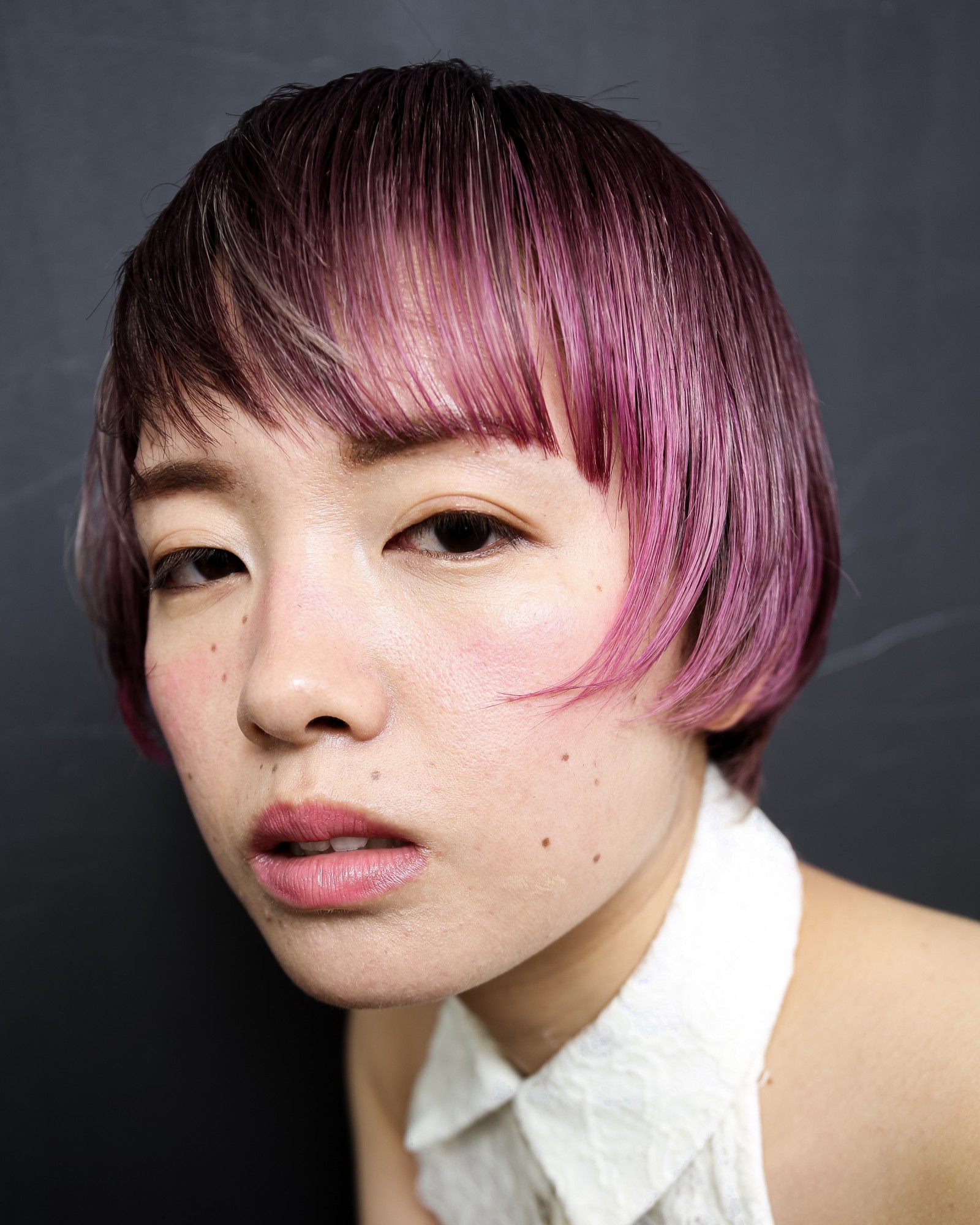 ピンキーボブの髪型 ヘアスタイル ヘアドレ