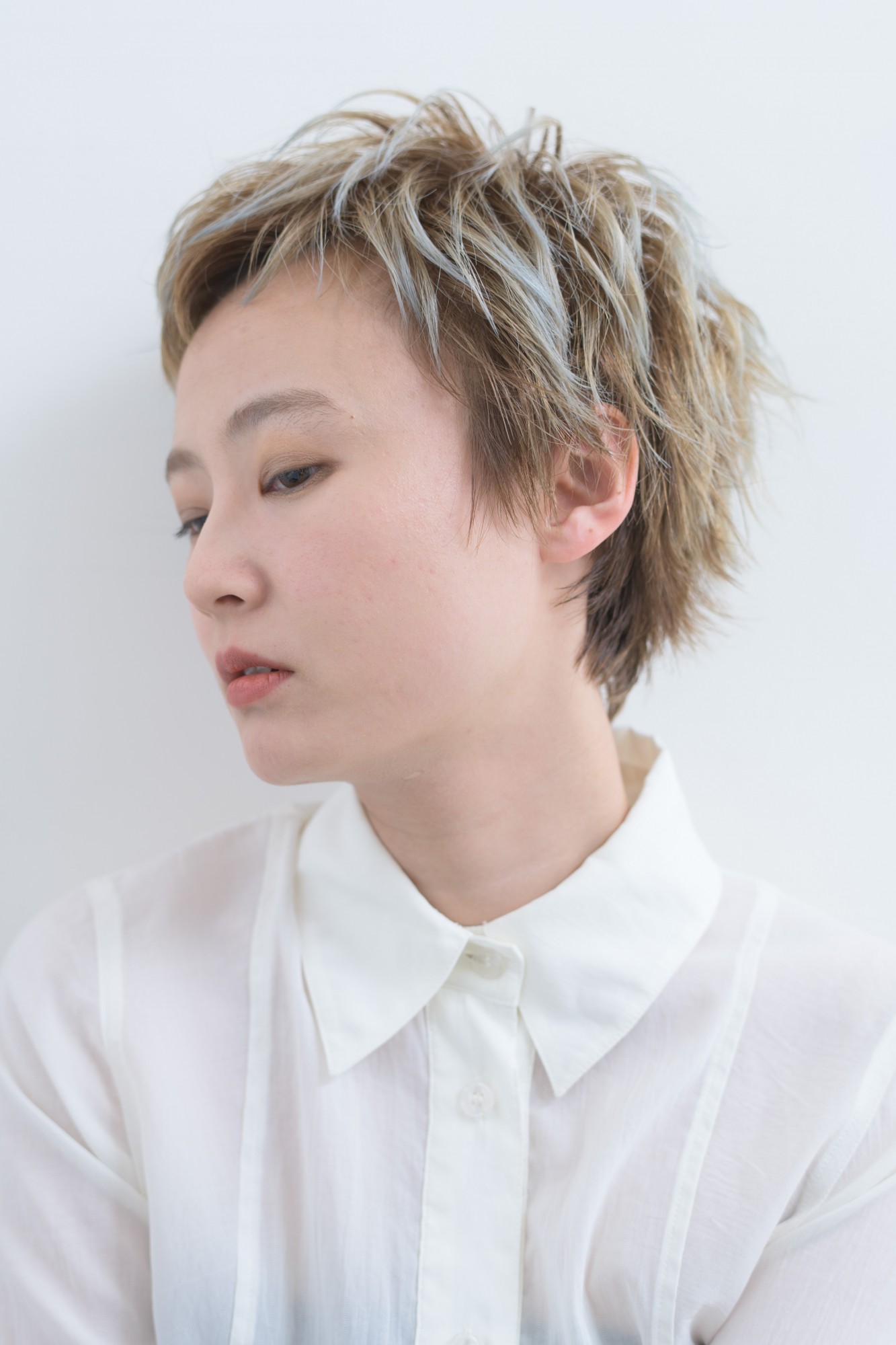 ノームコアなショートの髪型 ヘアスタイル ヘアドレ