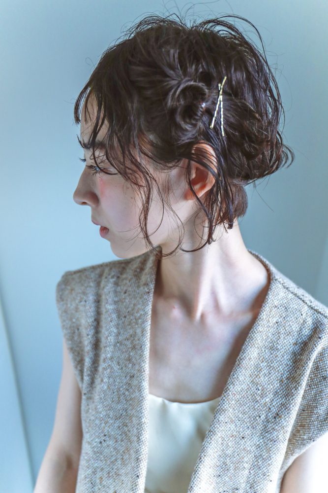 アンニュイな黒髪の髪型 ヘアスタイル ヘアドレ アンニュイな黒髪の髪型 ヘアスタイル ヘアドレ